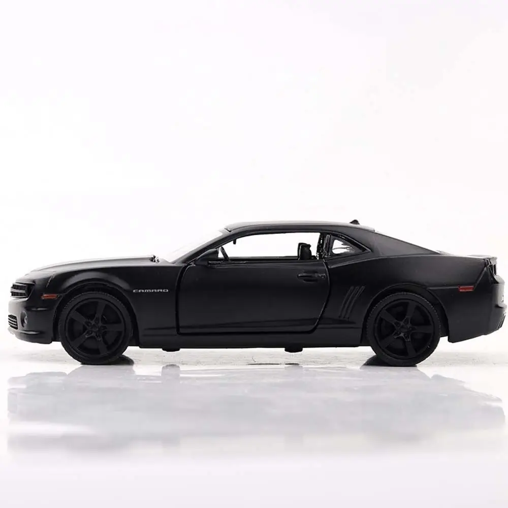 Новые черные 1:36 Масштаб Camaro металлического сплава литой модельный автомобиль