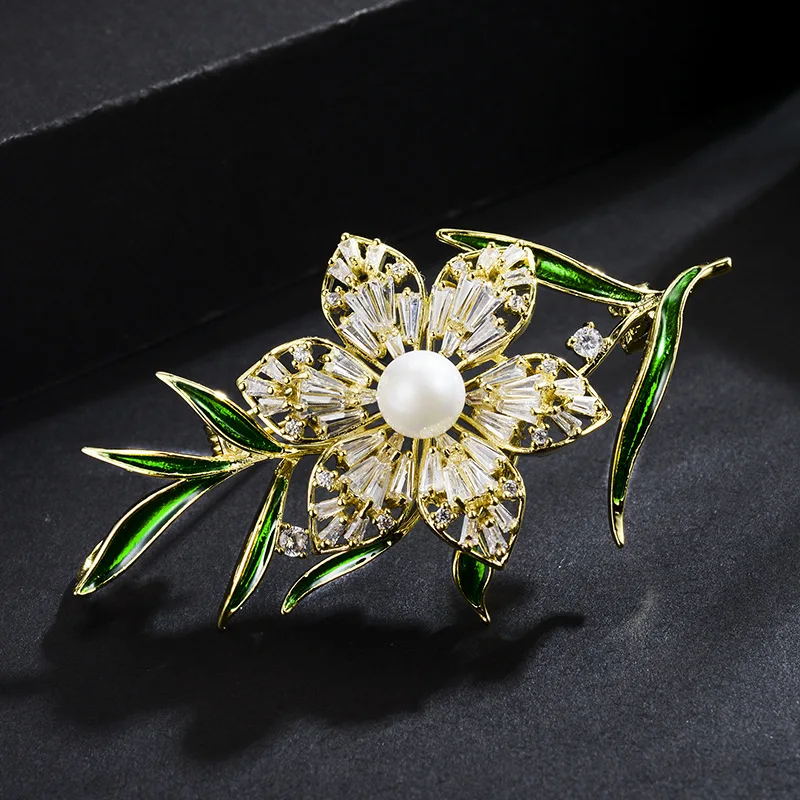 

Women Fashion Cubic Zirconia Flower Brooches Pearls Enamel Pins Rhinestone Brooch Luxury Jewelry Classic Gold Mens Suit Brooches