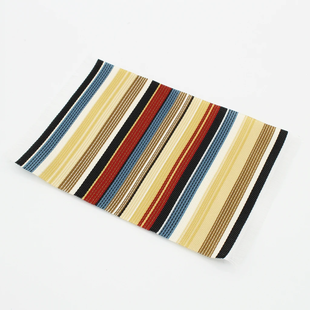 1/12th Кукольный дом тканый ковер напольных покрытий с полосатым узором на коврике