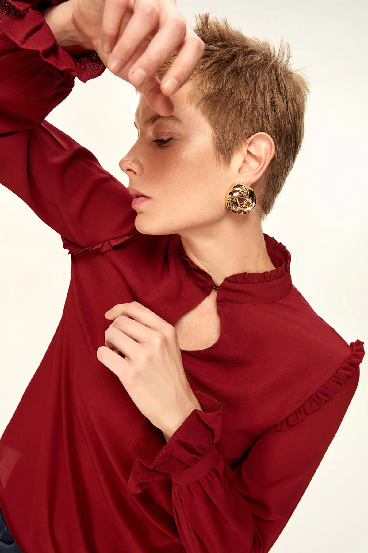 Trendyol бордовые Блузы с оборками TOFAW19FG0045| |