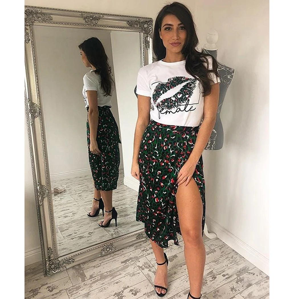 Летняя Сексуальная футболка с принтом губ 2019 Модные женские топы коротким