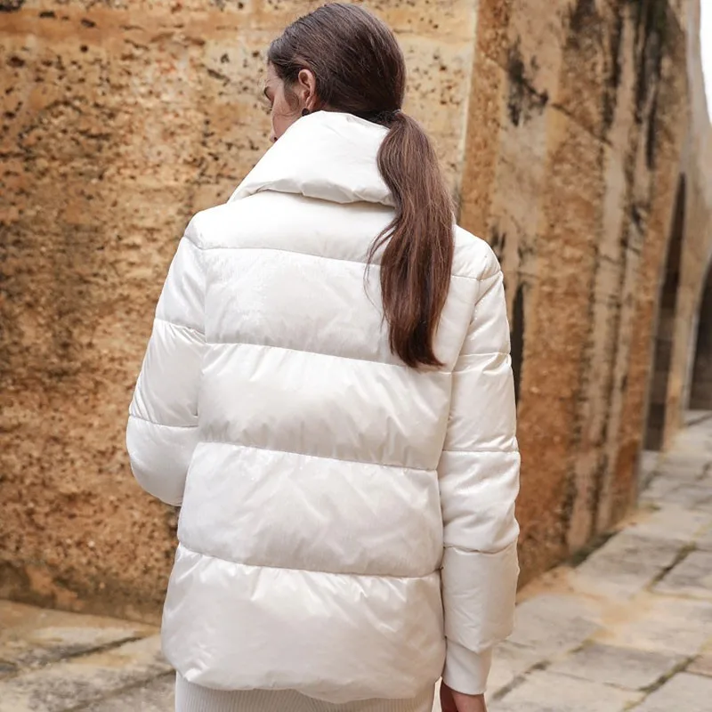 Woman Coat 2018 Fashion Simple Loose Thick Loose High Collar Ultra Light Duck Down Jacket Female Personality Bread Clothes HJ66
