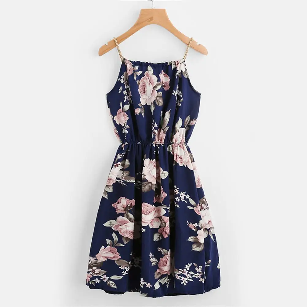 Женское плиссированное платье на тонких бретельках повседневное ТРАПЕЦИЕВИДНОЕ