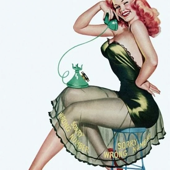 Pin Up Art Redhead на табурете с постером для телефона (18x24) | Дом и сад