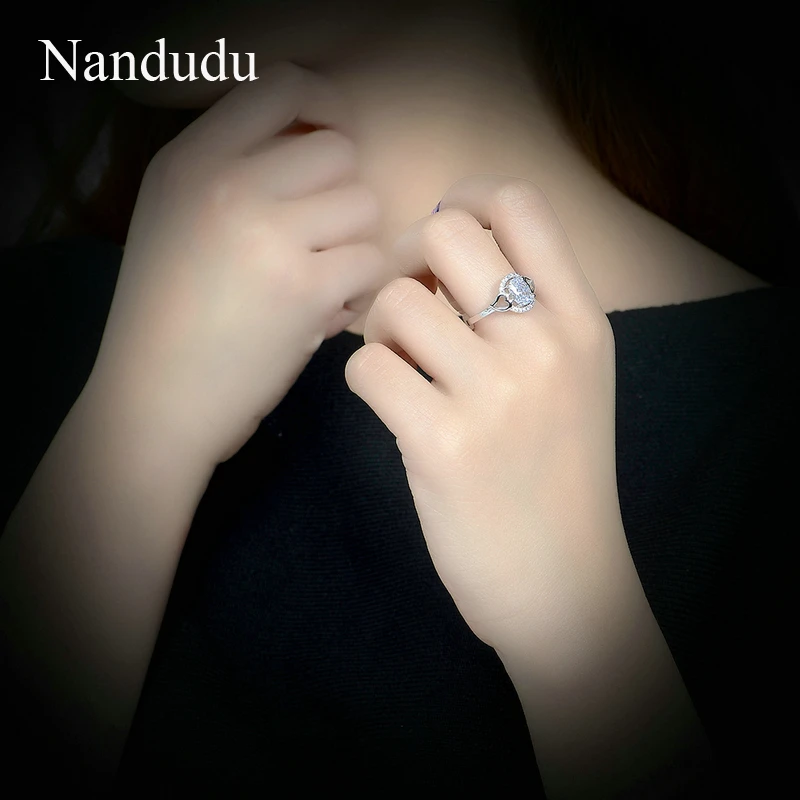 Nandudu ON SALE White Gold Oval Shape Radiant Elegance Clear CZ Flower Finger Rings for Women Ring Jewelry R1803 | Украшения и