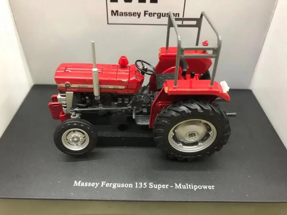 Универсальный хобби 1/32 Massey Ferguson 135 супер трактор литья под давлением модель UH5370