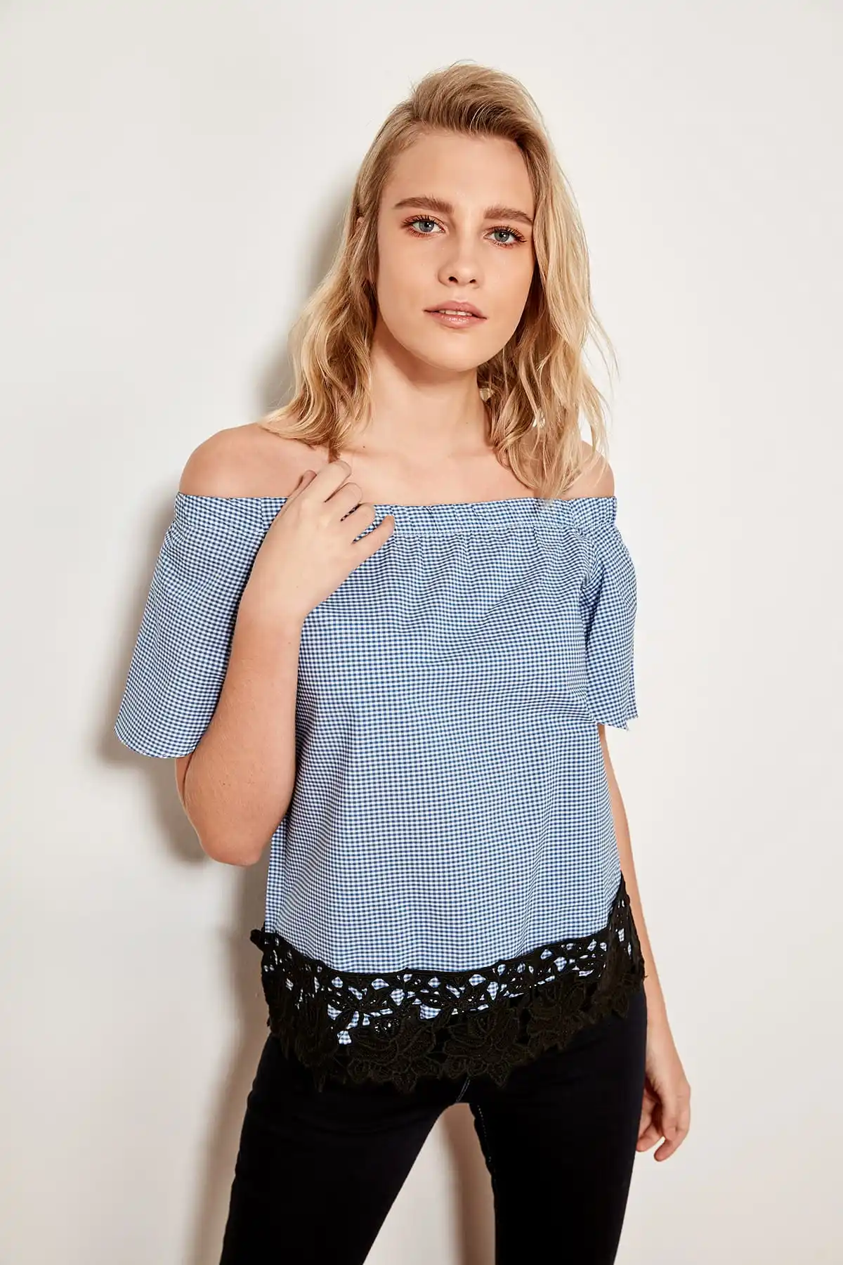Trendyol Blue Lace Detail Blouse TWOSS19WO0010 | Женская одежда