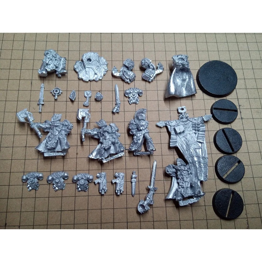 Marneus Calgar и Honour Guard (нужно Примечание смола/металл) | Игрушки хобби