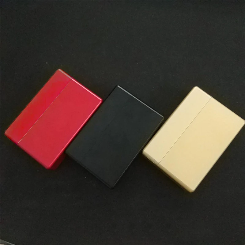 Защитный чехол для сигарет Iqos из алюминиевого сплава с 18 отверстиями красная