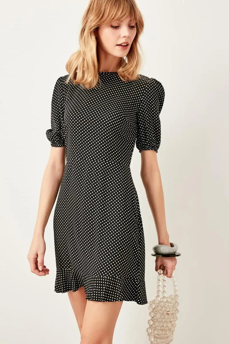 Trendyol черное платье в горошек TWOSS19LJ0138 | Женская одежда