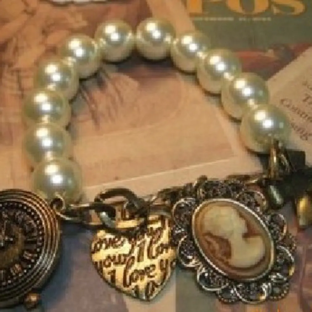 Jewelry wholesale sweet retro multi-element queen avatar bracelet texture pearl Elastic Bracelet Fashion | Украшения и аксессуары