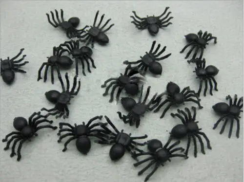 20X Новый Пластиковый черный паук игрушка для трюков вечеринки Хэллоуина дом с