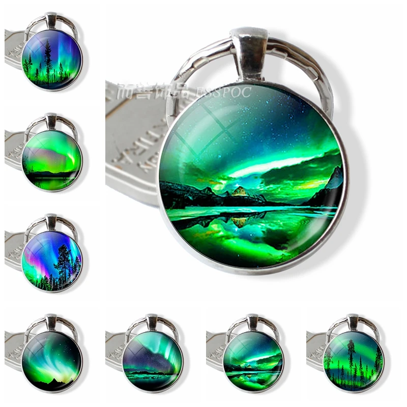 

Fashion Cool Green Natural Northern Lights Photo Keychain Round Glass Cabochon Dome Handmade Jewelry Key Chain Ring Pendant Gift