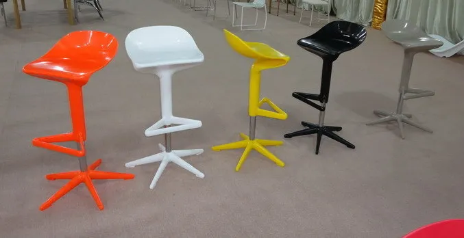 Популярный современный дизайн красивый крючок стул пластиковый высота