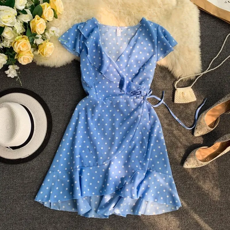 Летнее женское платье в горошек с цветочным принтом кружевное мини стиле бохо