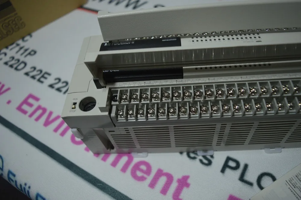 FX3U 64MT ES/A PLC CPU новая и Заводская Продажа есть в наличии|Панель| |