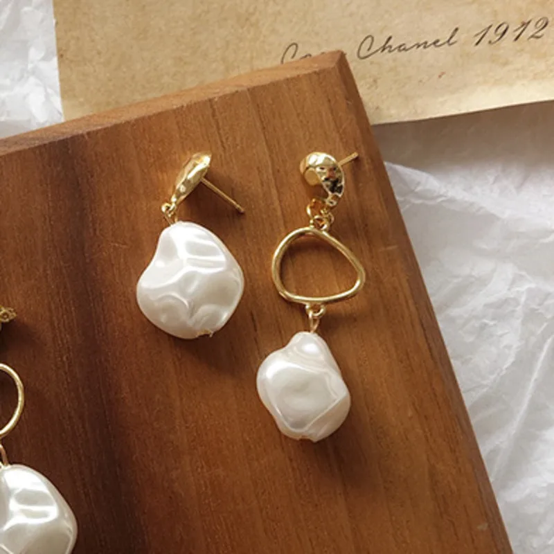 Женские серьги-капельки простой ассиметричный жемчужный дизайн | Украшения и