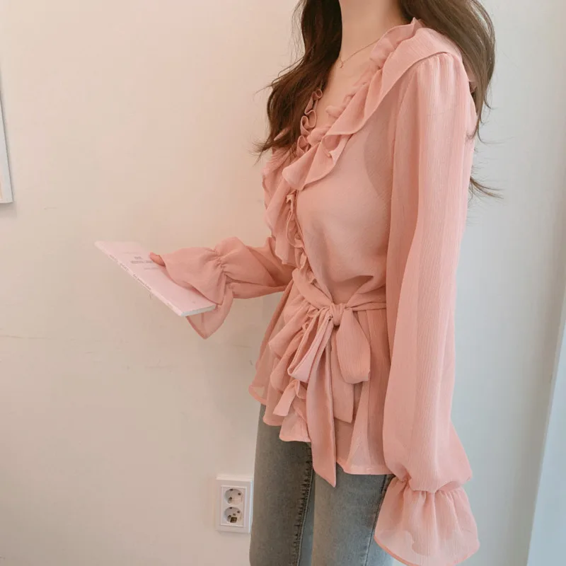 EWQ 2019 Spring New Female Vintage Ruffles Chiffon Shirt Sweet Sunscreen Belt Slim Sexy V-neck Women Blouse Tops HD976 |