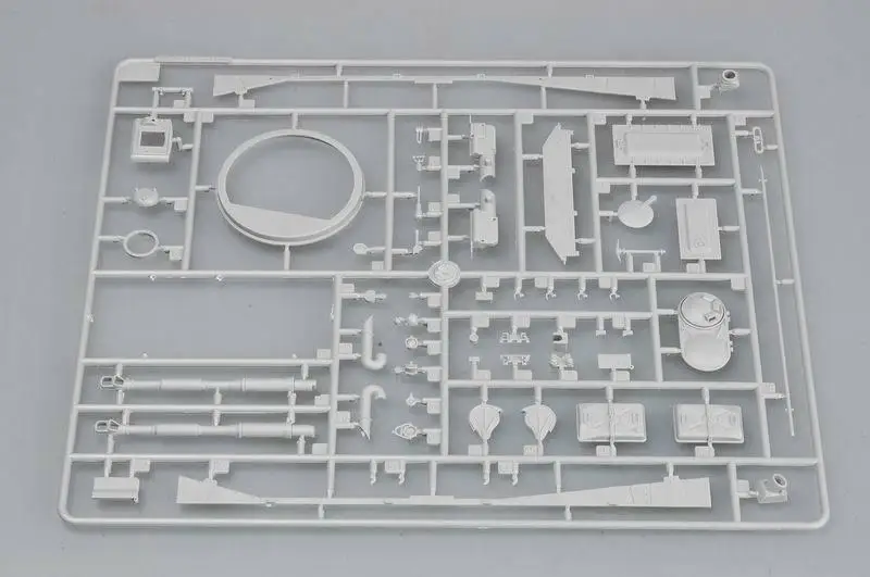 Trumpeter 1/35 00380 PT 76 танк амфибия|Наборы для сборки моделей| |