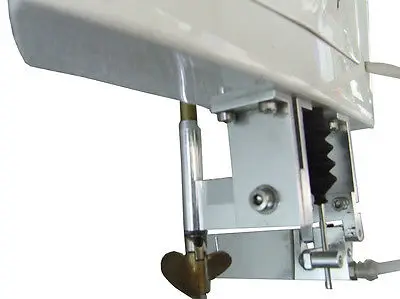 Скоростная лодка E22 RTR Tiger Teeth из стекловолокна с бесщеточным Мотором 2550 КВ/90A