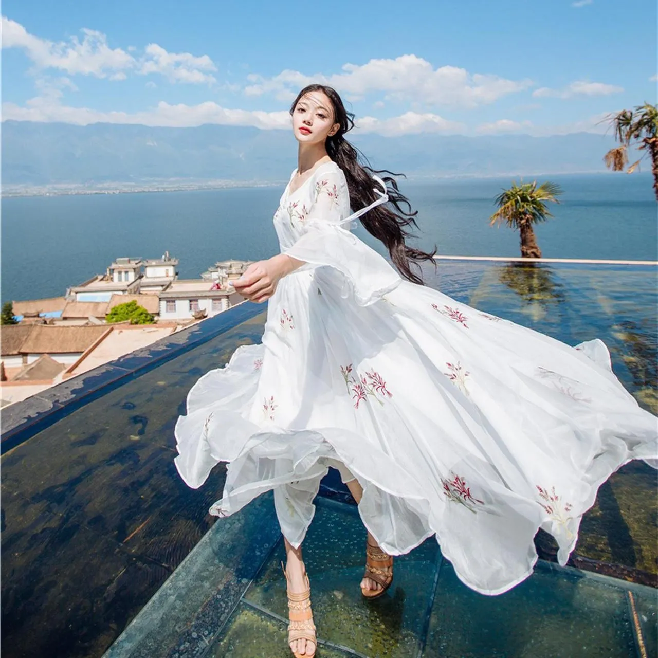 Женское длинное пляжное платье с v образным вырезом и вышивкой шифоновое