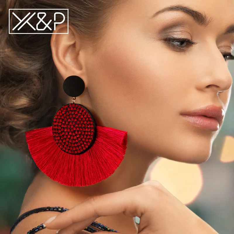 Женские серьги с кисточками X & P большие из шелка черного белого красного
