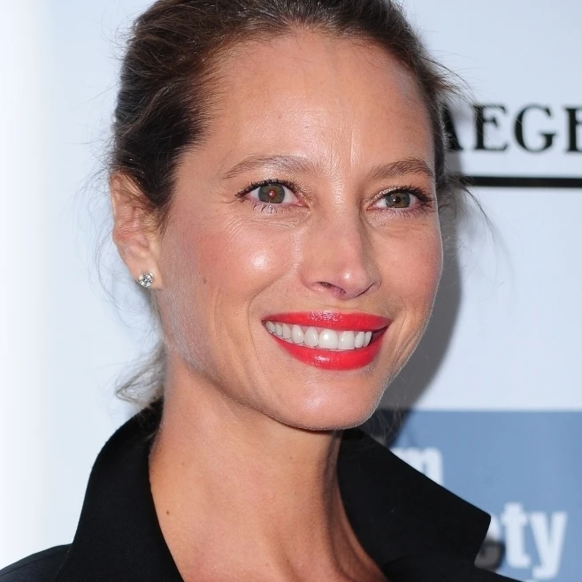 Кристи турлингтон Бернс на прибытии для моста шпионов премьера 53 м нью йоркском