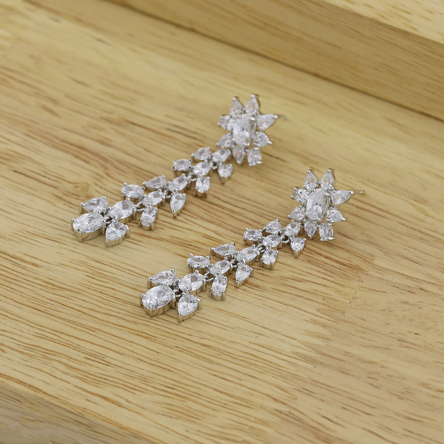 2019AAA серьги-капли с кубическим цирконием для женщин серьги выпускного вечера