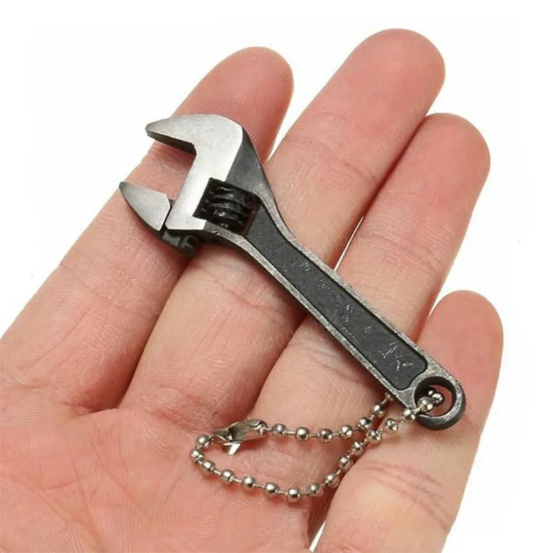 ключ от багажника thule n009. маленький ключ. маленький ключик. подвеска ключик. нужен ключ для маленьких замков.