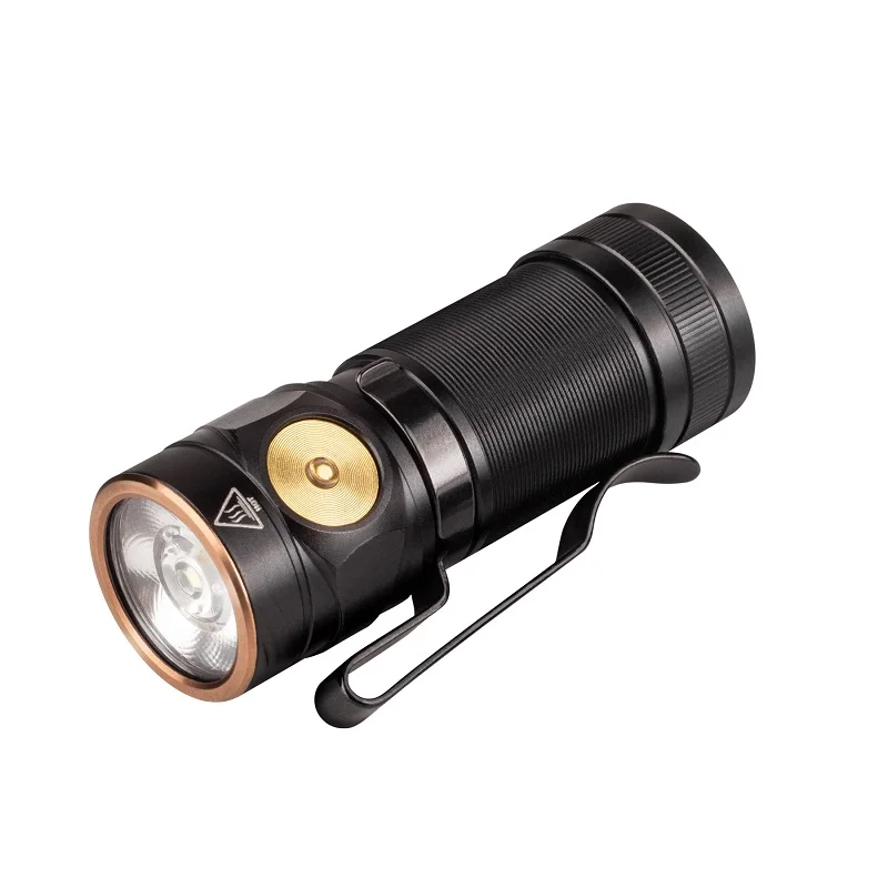 Новый фонарь Fenix E18R Cree XP L HI LED 750 люмен 16340/CR123A Магнитный зарядный аккумулятор