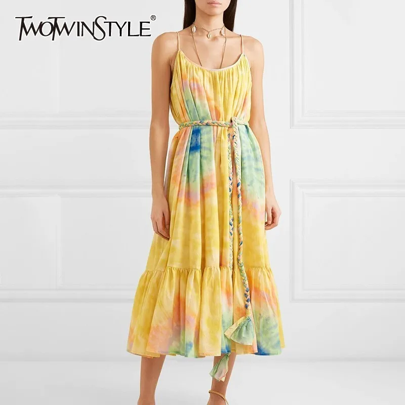 Платье без рукавов TWOTWINSTYLE летнее миди-платье с открытыми плечами высокой талией