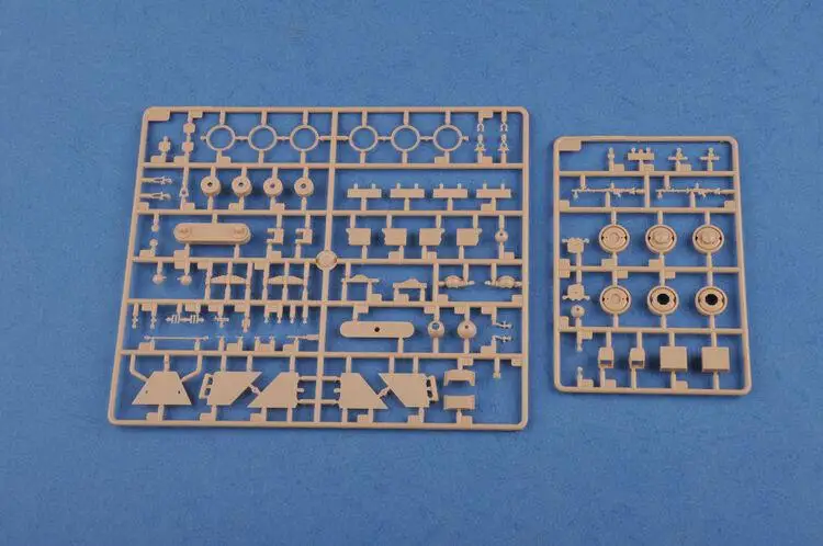 Набор моделей Hobbyboss 1/35 83890 M35 Mittlere Panzerwagen ADGZ Steyr|Наборы для сборки моделей| |