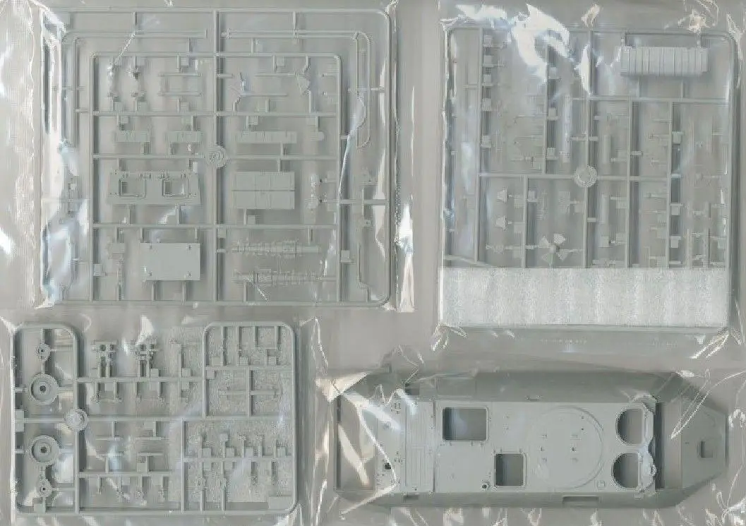 Российский BTR 60PU Trumpeter 1/35 01576|Наборы для сборки моделей| |