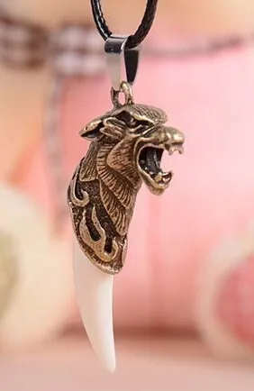 Cool Bronze Wolf Teeth Design Lovely gifts Necklace trendy jewelry For Couples Animal Head Pendant necklace drop shipping | Украшения и