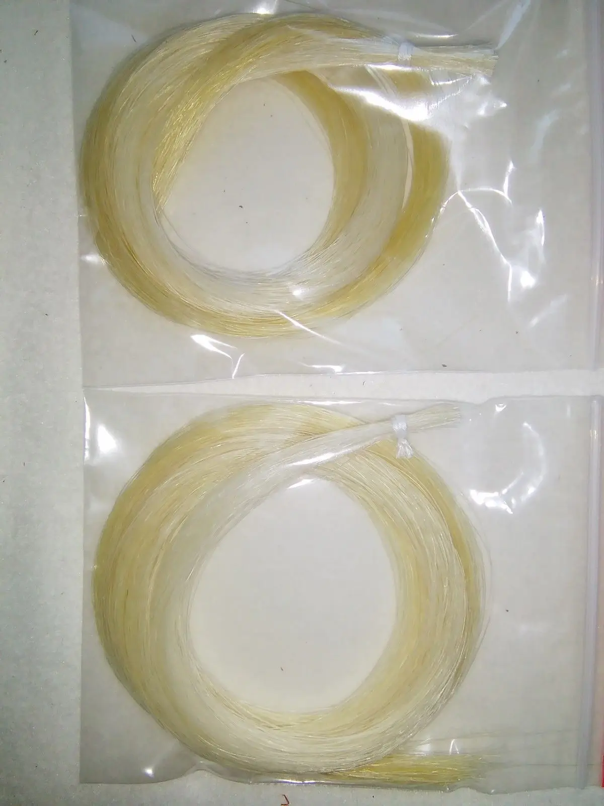 

2 Hanks best qualtiy Violin Bow Hair 78cm, unbleached stallion horse hair 6 Gram