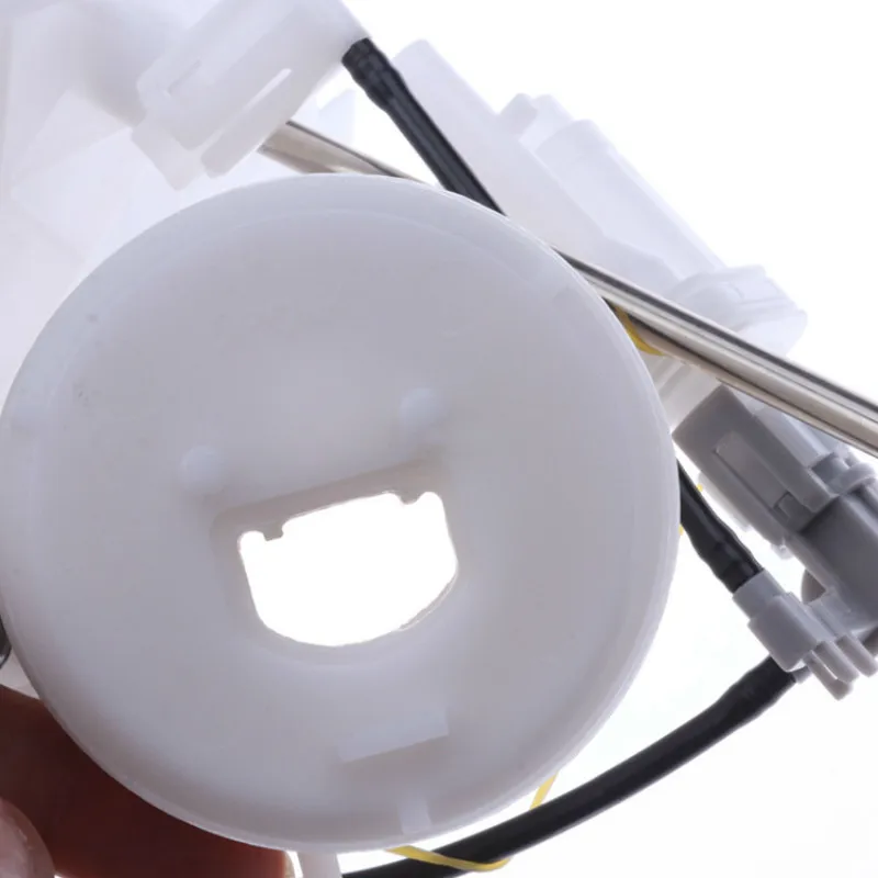 

Car Fuel Filter For Mazda 8 CX-9 Gasoline Filter GY03-13-ZEO
