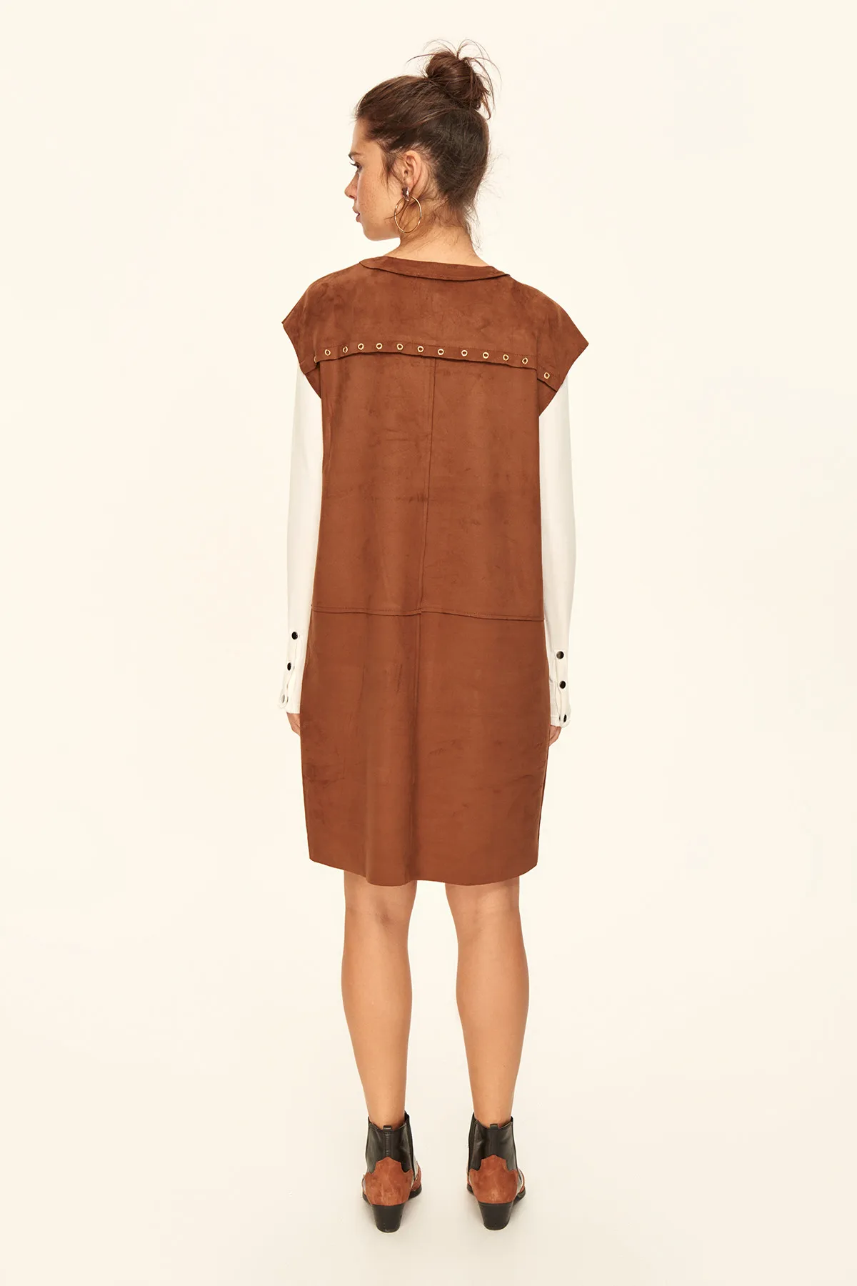 Трикотажное платье из замши Trendyol Taba TCLAW19EH0068|Женские платья| |