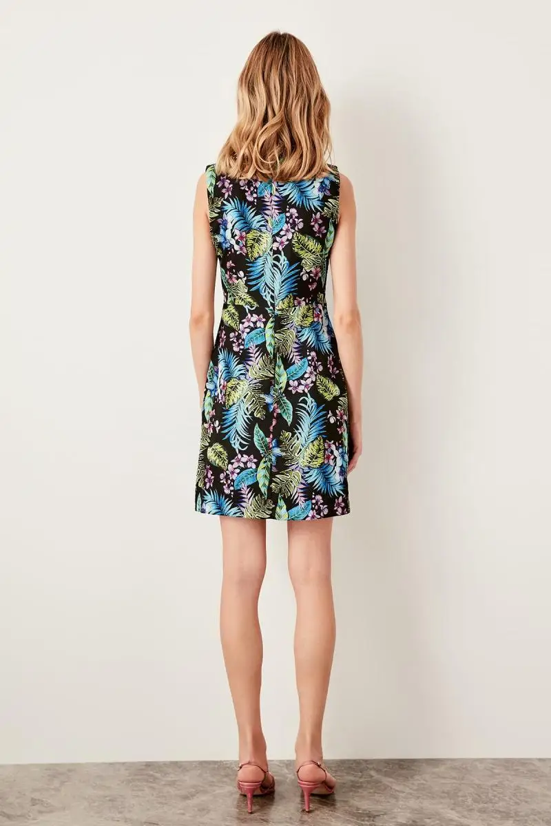 Trendyol черное платье с рисунком TWOSS19LJ0136|Женские платья| |