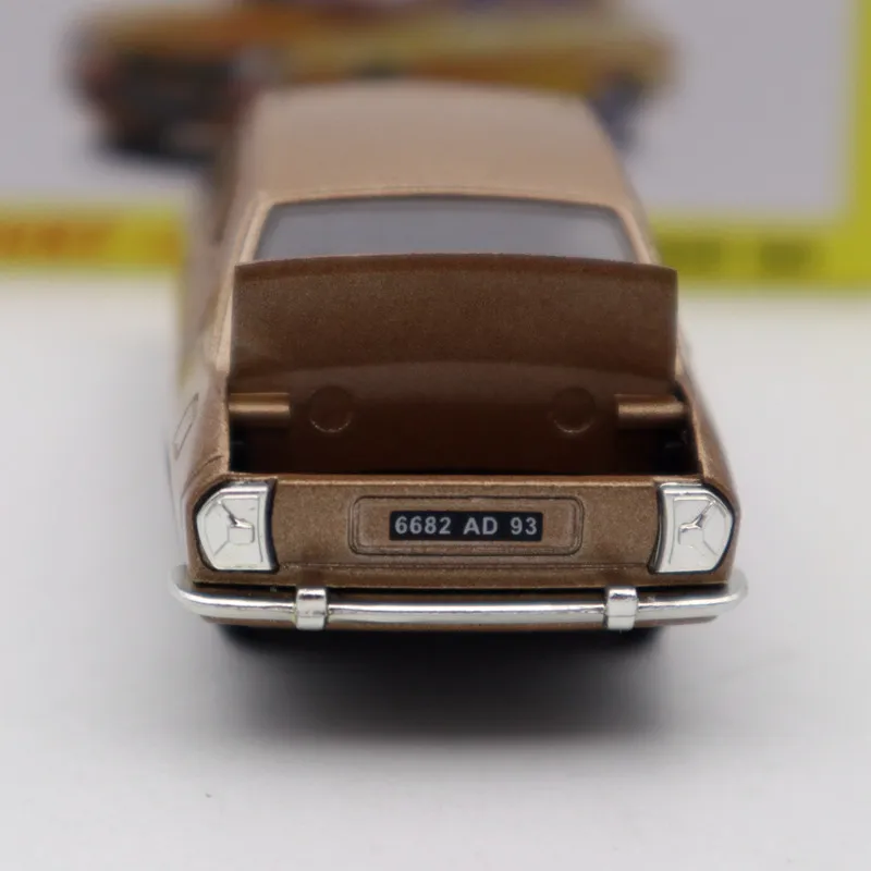 Atlas 1:43 Dinky Toys 1452 For P~GEOT 504 Diecast models car Limited Edition Collection | Игрушки и хобби