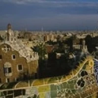 Широкоугольный вид на город Parc Guell Барселона Каталония Испания плакат печать