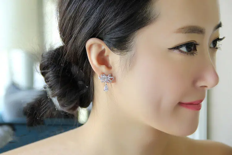 

Women Silver Color Bowknot Shiny CZ Zircon Water drop Ear Earrings Lover Valentine Gift Romantic Engagement Wedding Jewelry
