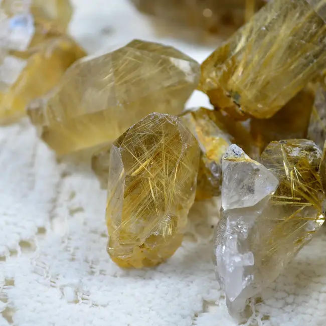 Natural gold hair crystal titanium ore raw rock specimens | Дом и сад