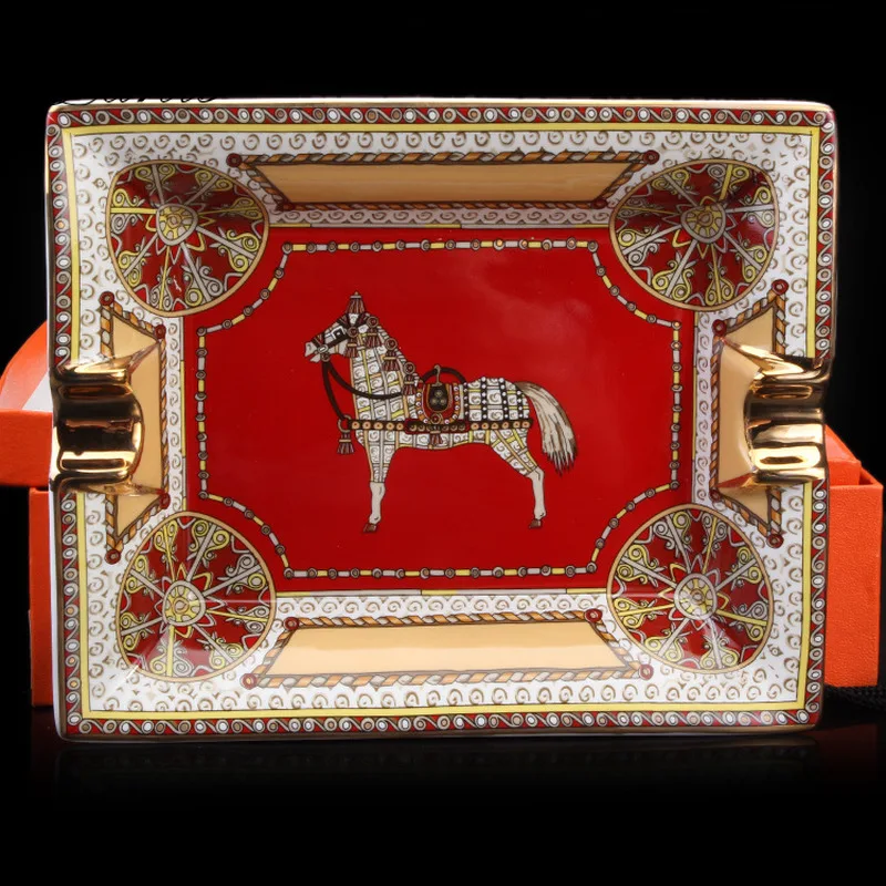 Creative Ceramic Cigar Ashtray Living Room Large Fashion Home Personality Chinese Retro Ornaments Carved Figure | Дом и сад