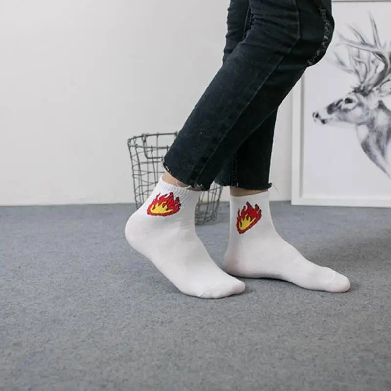Женские повседневные носки Харадзюку Корея японский хлопок котенок пламя