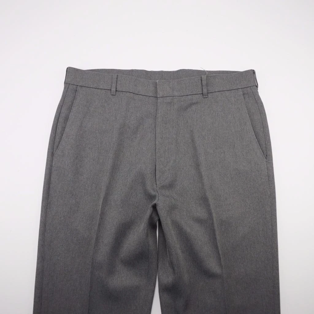 LEVIS действие Слаксы плоской передней карьера Брюки серые мужские 36x32 |