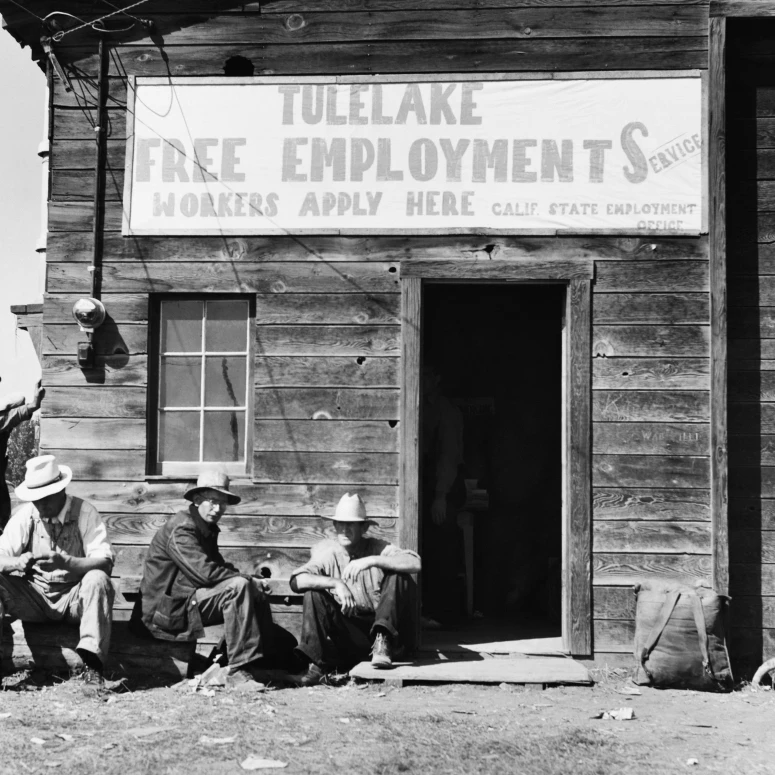 Tukelake Free Employment service Poster Print by Science Source (24x18)|Таблички и знаки| |