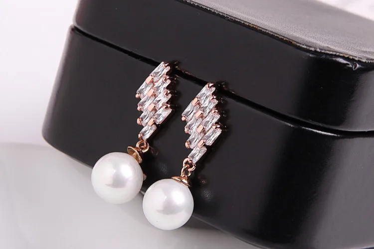 Серьги подвески женские с жемчугом мозаика из ракушек и прозрачного кубического