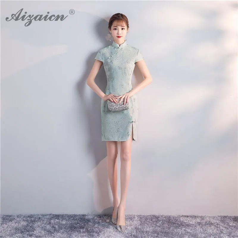Fashion Short Cheongsam Mini QiPao Chinoise Femme Dresses Modern Light Green Cotton Qi Pao Women Traditional Chinese Dress Gown |