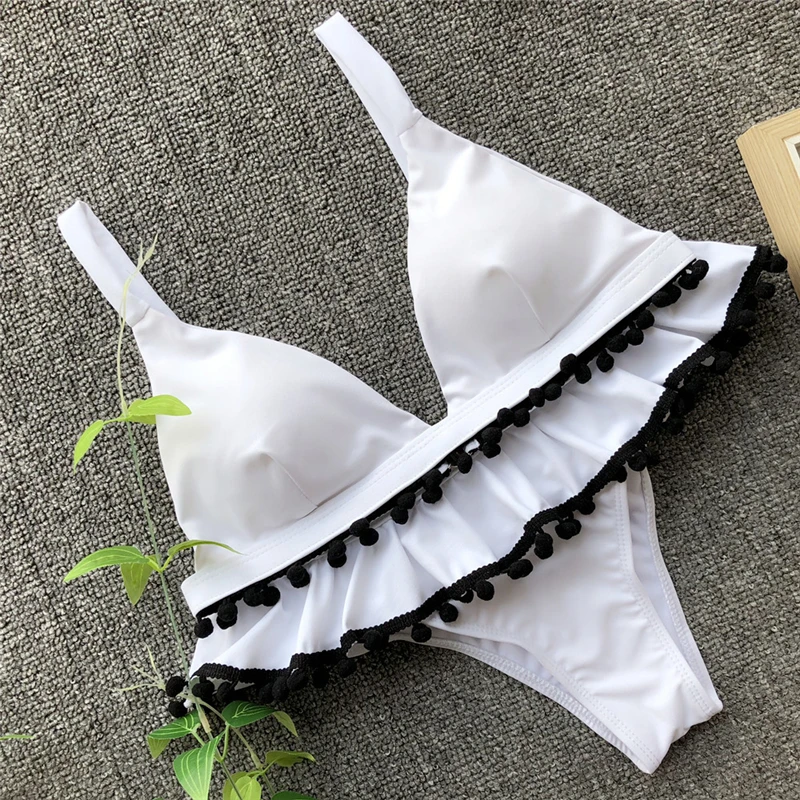 New 2019 Bikinis Summer Beachwear White Black Lace Ruffle Split Swimwear Women Push Up Swimsuits Pompom Ball Maillot De Bain |