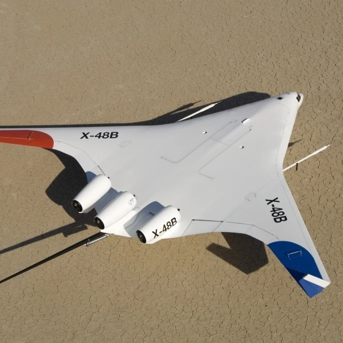 X-48B смешанные крыло тела беспилотный летательный аппарат плакат печать (33x22) | Дом
